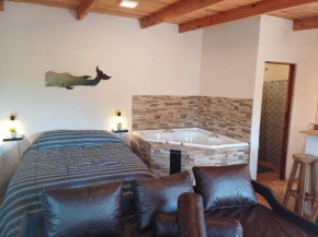 LOBOS DEL BOSQUE CON JACUZZi